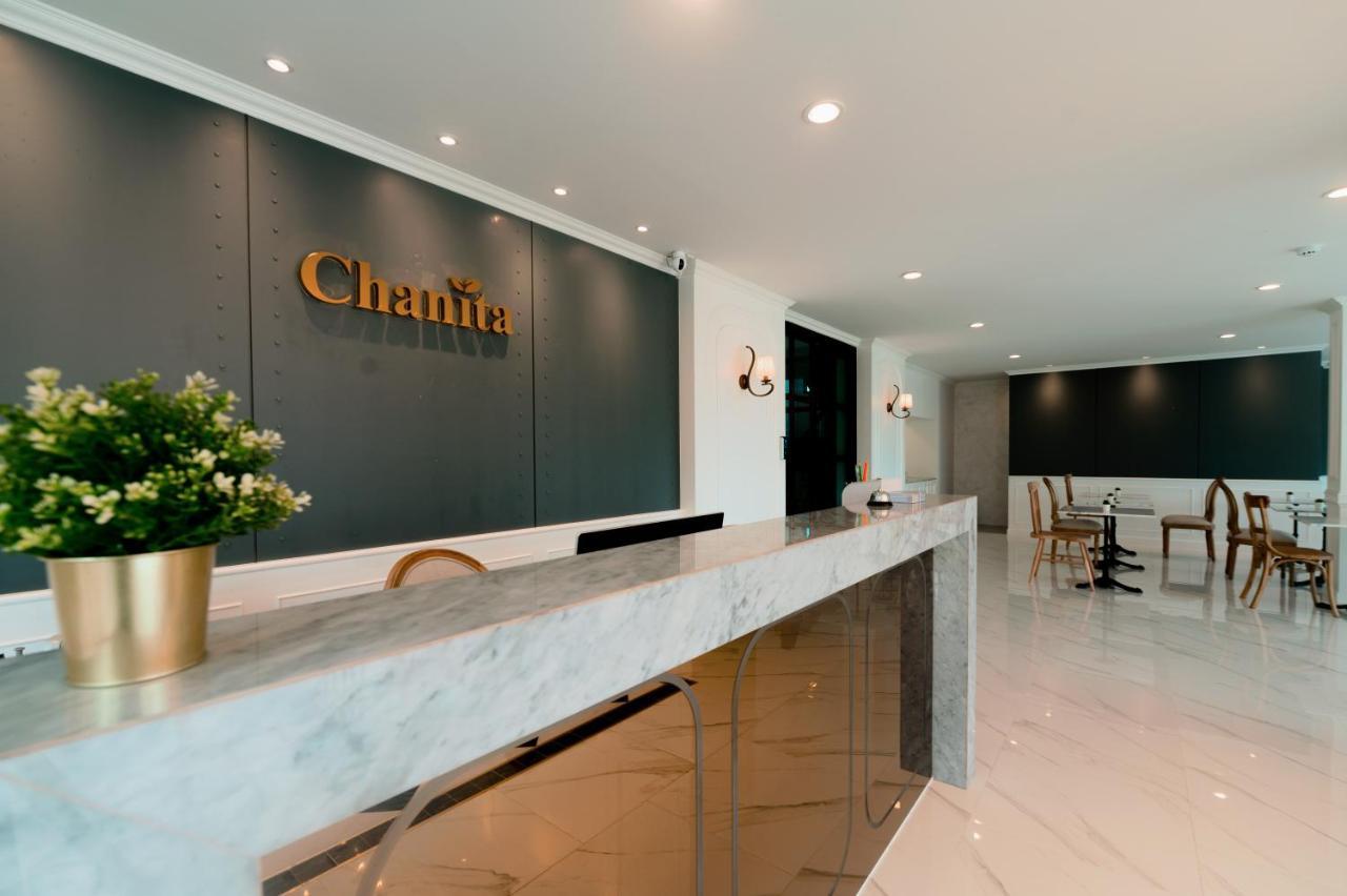 Chanita Hotel Чумфон Екстериор снимка
